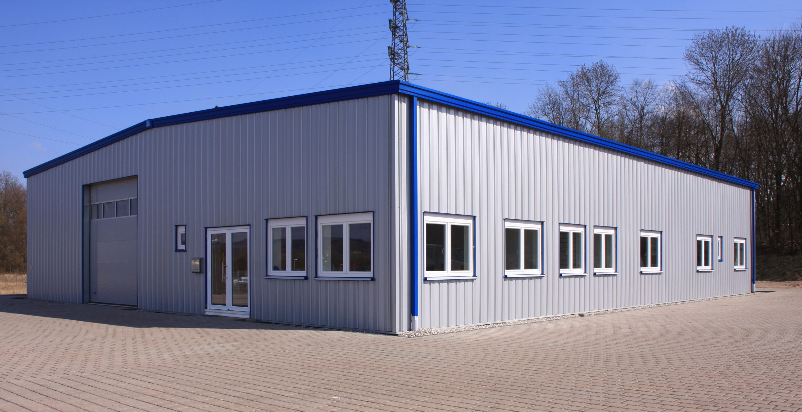 How Much Does a 40×60 Steel Building Cost?